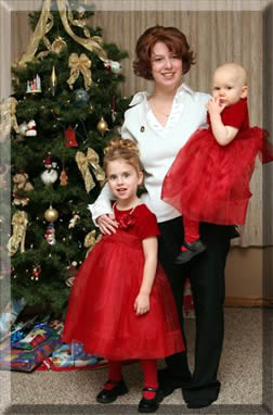 Mommy with Ashlynn & Olivia- Great picture!